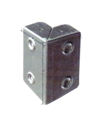 Metal corner of the hive