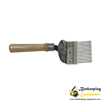 Uncapping fork with wooden handle