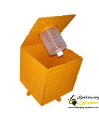 Transport box bees with feeder